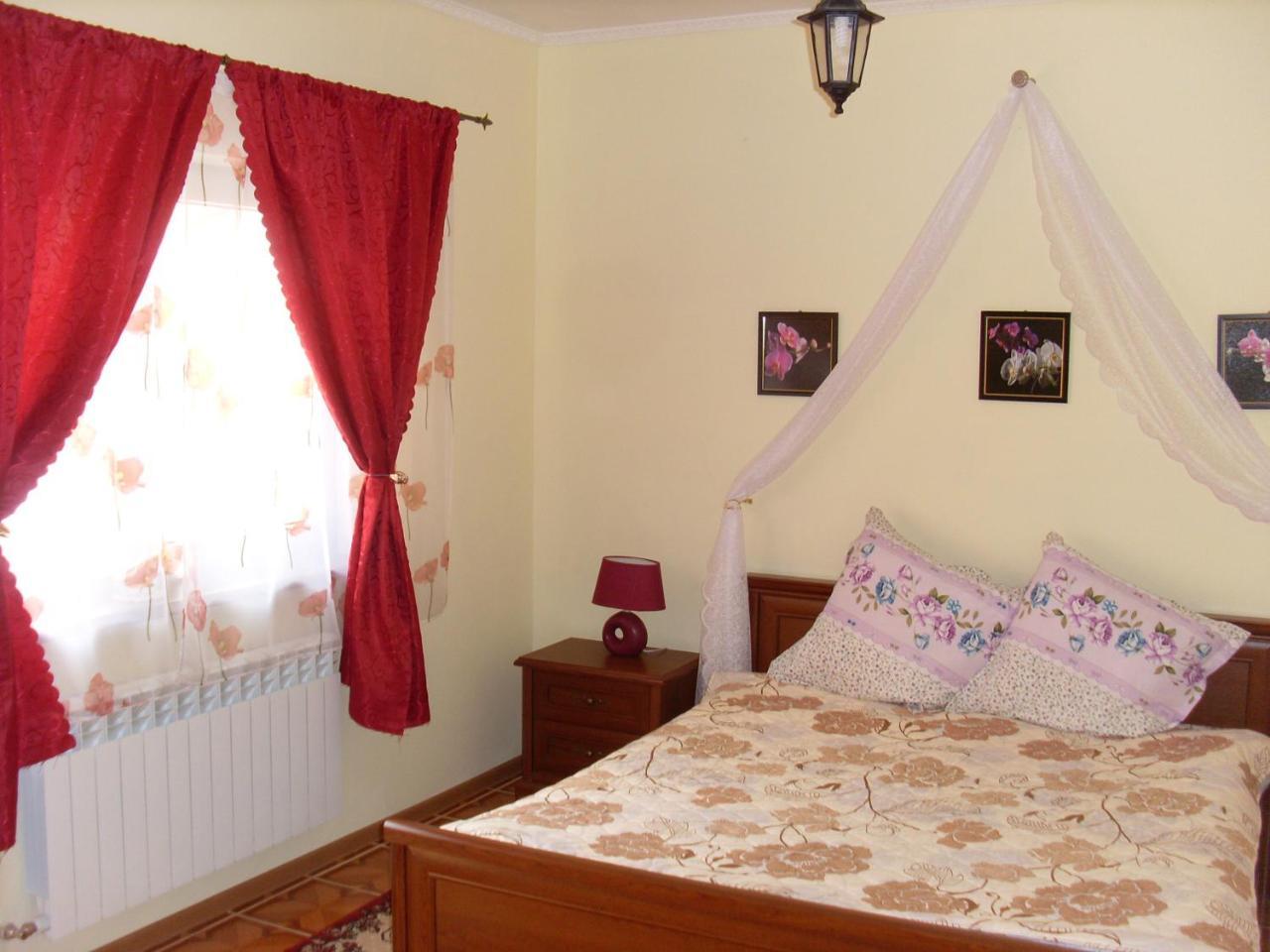 Villa Eden Delux Makkosjánosi Kültér fotó